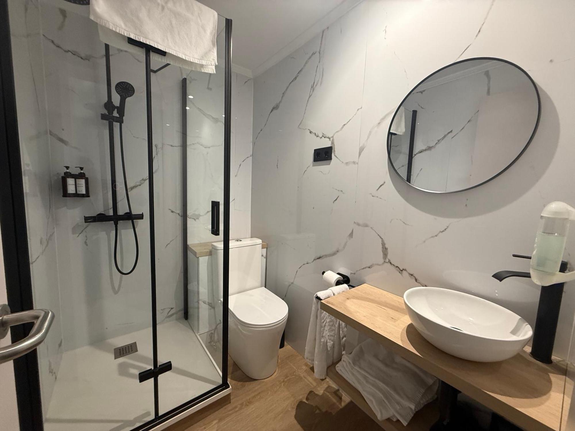 Hotel Plaza Santander Extérieur photo