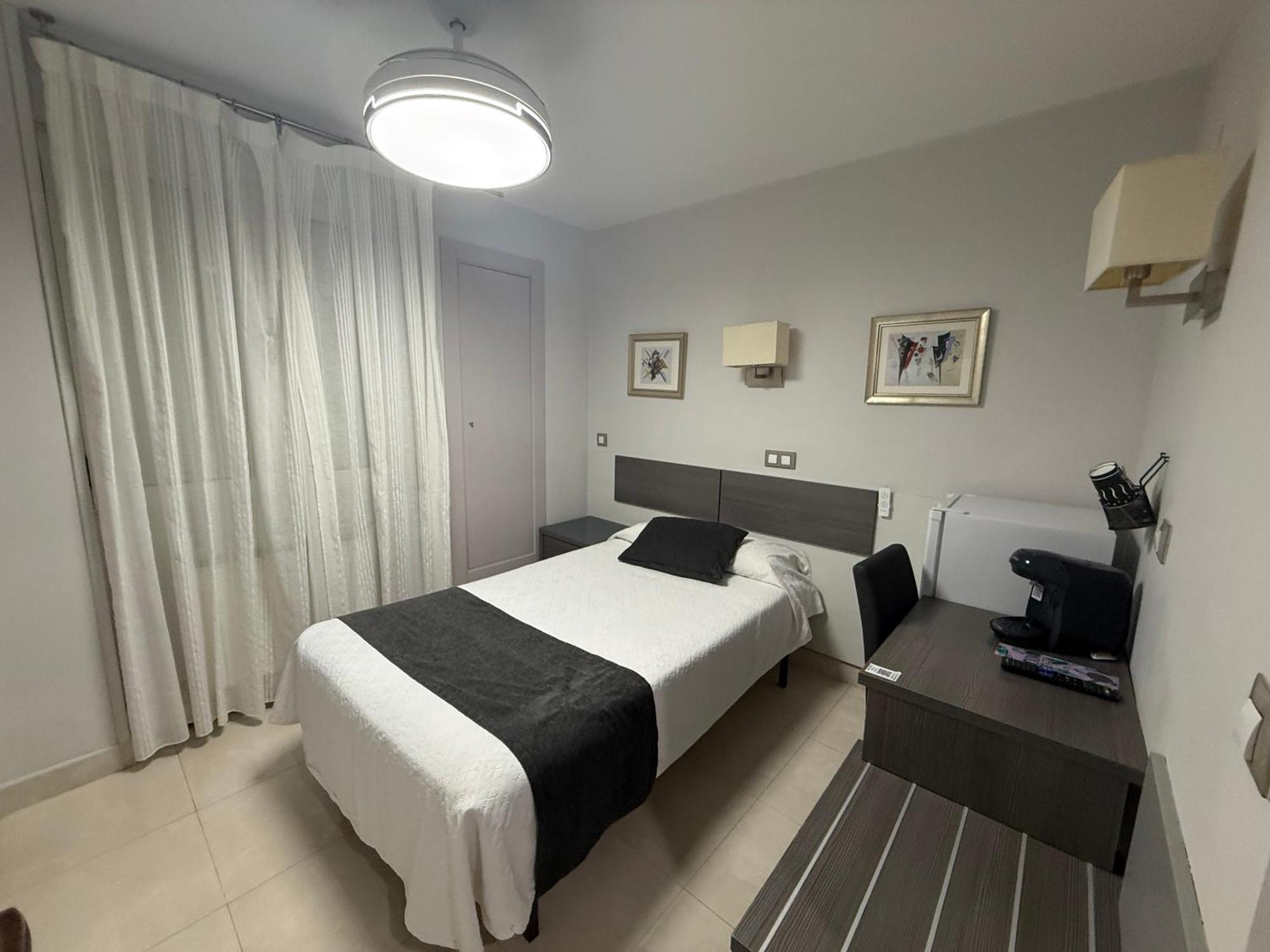 Hotel Plaza Santander Extérieur photo